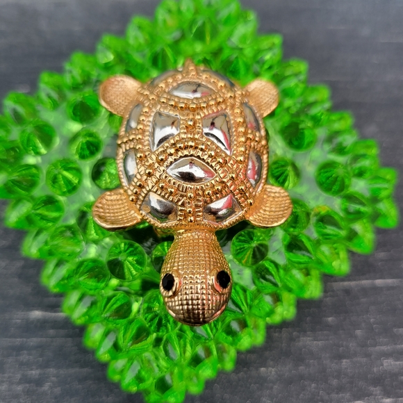 Turtle Brooch & Owl Pendant ~ Silver & Gold Tones ~ Blue Stone ~ Nice! - Picture 3 of 15